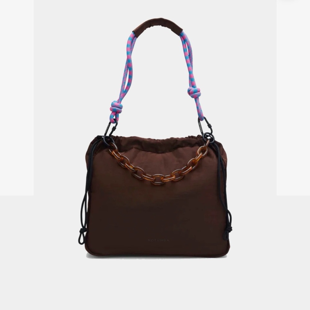 Rotunda shoulder bag